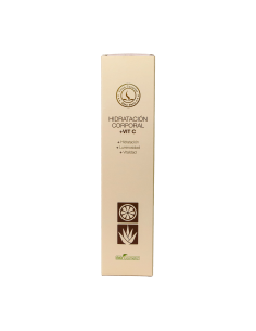Body hydration with aloe vera and vitamin C 2